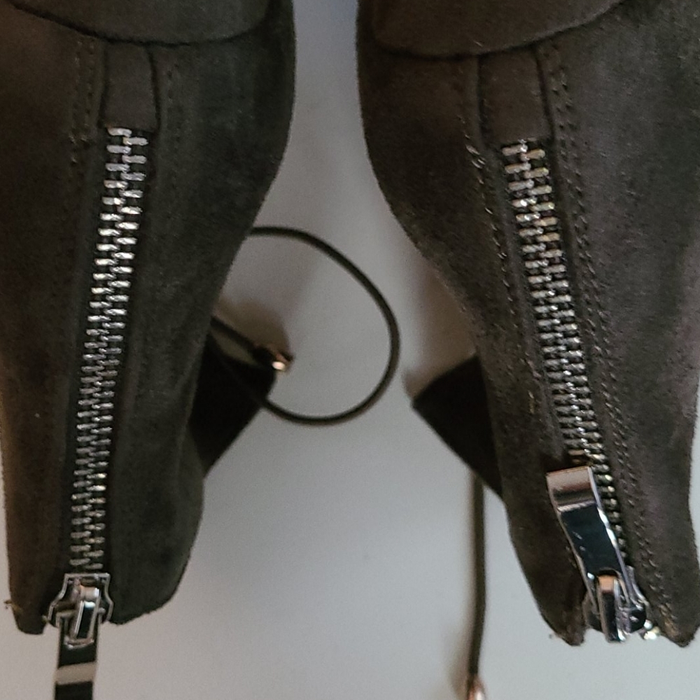 Platform Bootie - Picture 6 of 11